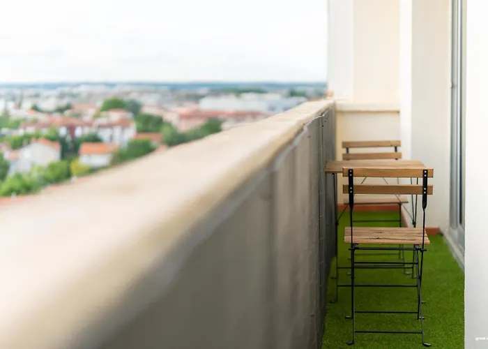 3 Bedrooms Balcony Panoramic View - 10 Min Train Station & Metro Tuluza