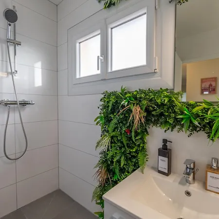 3 Bedrooms Balcony Panoramic View - 10 Min Train Station & Metro Toulouse