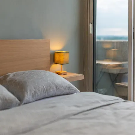 Lejlighed 3 Bedrooms Balcony Panoramic View - 10 Min Train Station & Metro *