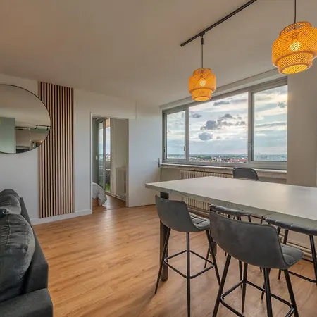 3 Bedrooms Balcony Panoramic View - 10 Min Train Station & Metro Apartment Toulouse